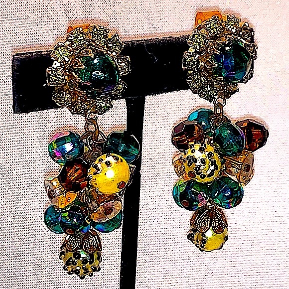 HOBE EARRINGS DANGLE CLIP 2 1/2 INCH VINTAGE GREEN YELLOW BROWN CRYSTALS - Picture 5 of 11